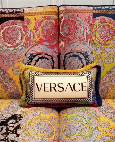 cuscini versace offerta|Cuscini di Versace da uomo .